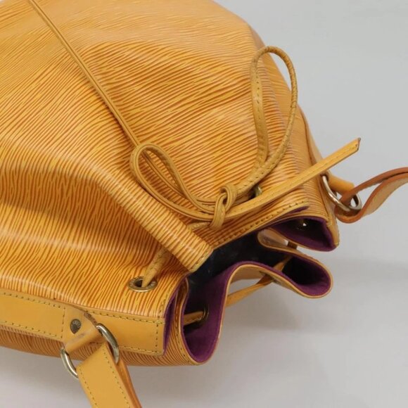LOUIS VUITTON Epi Petit Noe Shoulder Bag Yellow - Picture 7 of 14